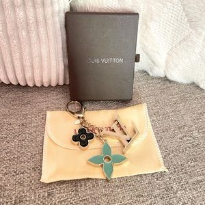 Keychain Mono Flower